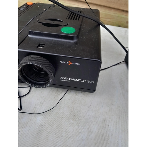 96 - AGFA projector and Goodmans midi system stereo