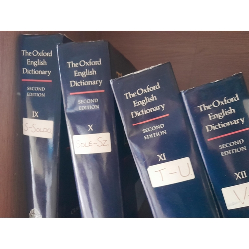 152 - The Oxford English Dictionary (Hardcover) in 12 volumes in d/j with supplements