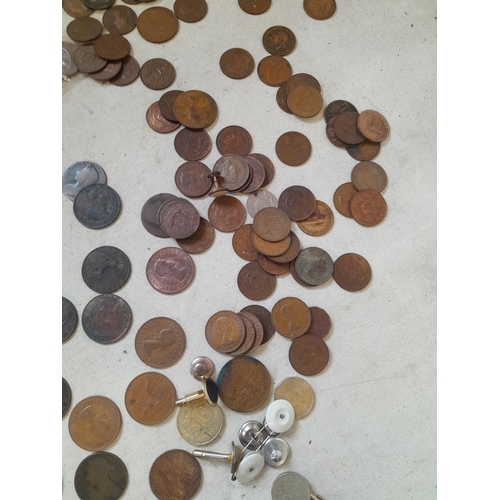 262 - Coins : 2 x plastic sets, 1 x Cartwheel penny, base metal Crowns, Farthings base and other metal coi... 