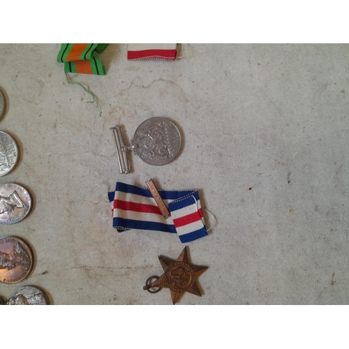 263 - Medals : 5 x medal group comprising of  1914 Star, 1914- 1918 medal,  Great War Medal, Silver Jubile... 