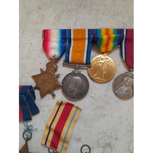 Medals : 5 x medal group comprising of 1914 Star, 1914- 1918 medal ...