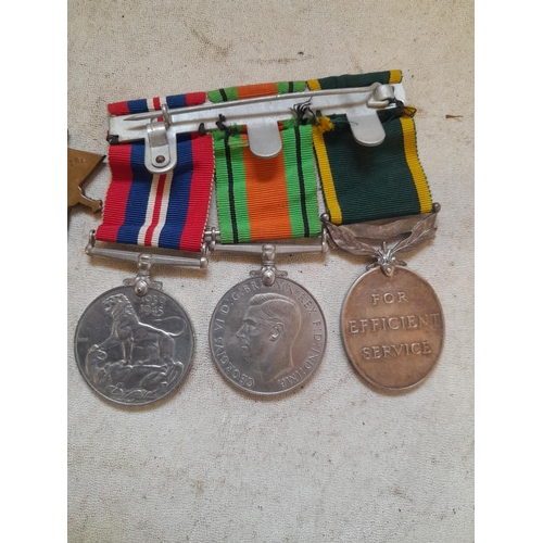 263 - Medals : 5 x medal group comprising of  1914 Star, 1914- 1918 medal,  Great War Medal, Silver Jubile... 