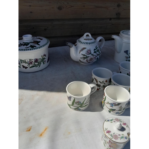 14 - Assorted pieces of Portmeirion Botanicals pottery : tea & coffee ware