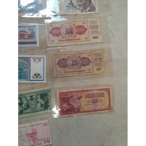 55 - Coins and banknotes : 20 x bank notes from around the world mainly from circ. , some better notes no... 