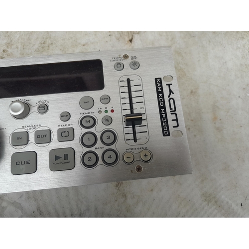 215 - Zoom MRS 802 multi track recorder & KAM KCD MP3200 (Studio & sound interest)