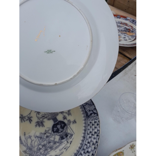 231 - Box of assorted china, glass and ornaments, cabinet pieces, note some damage to plates and decanter ... 