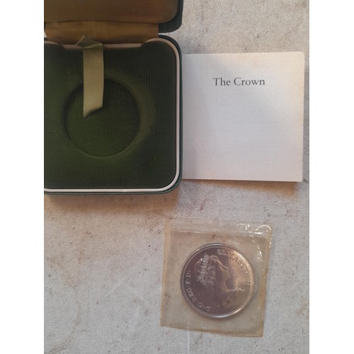 181 - Coins : 1972 Silver Proof Crown, in Royal Mint Case of Issue with original literature