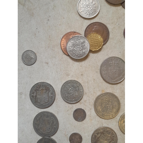 11 - Coins : UK and foreign coinage, some Pre 1947 silver included, Farthings from 1940s onwards, Victori... 