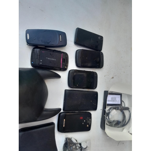 46 - Various mobile phones, Batman mask, Zest Vape