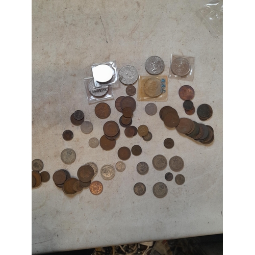 269 - Coins : GB coins, Crowns, small amount of silver included