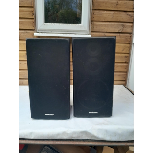 325 - 2 x Technics SB 3430 speakers