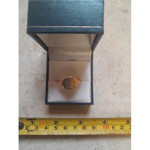 410 - 9 ct gold signet ring size T 3.1 g