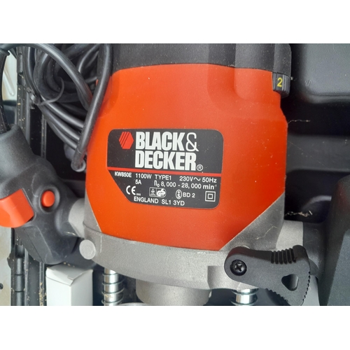 445 - Black and Decker router