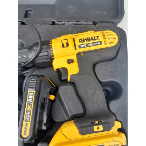 449 - Dewalt rechargeable drill kit