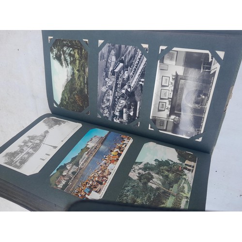 2 - Postcards : 20th century black and white and coloured postcards, a multi thematic collection but the... 