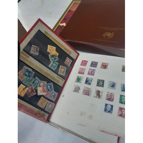 3 - Stamps : Stamps of the UK & The World from the 20th century mounted mint and used , in stock books, ... 