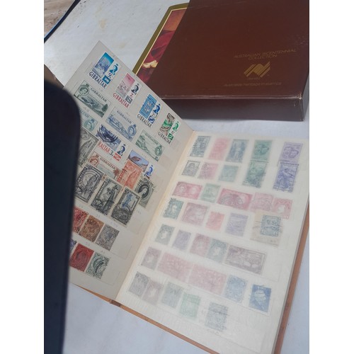 3 - Stamps : Stamps of the UK & The World from the 20th century mounted mint and used , in stock books, ... 