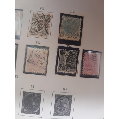 7 - Stamps : World Collection of Stamps, 1 x folder of First Day Stamp Covers, Earlier issue New Zealand... 