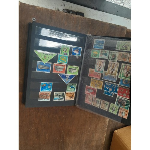 7 - Stamps : World Collection of Stamps, 1 x folder of First Day Stamp Covers, Earlier issue New Zealand... 