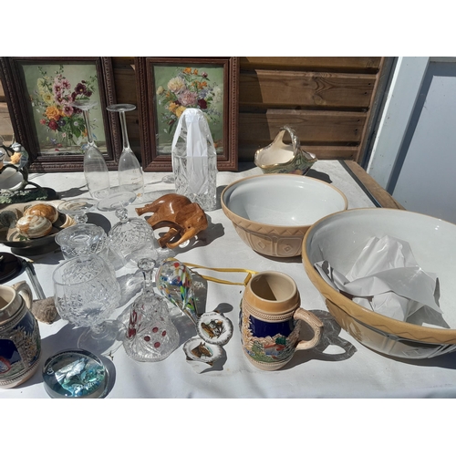 25 - decorative china and glassware, 2 x mixing bowls,