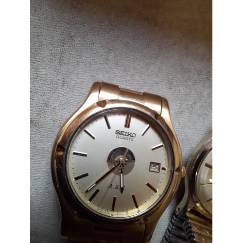 45 - Vintage wristwatches : Seiko, Services & Sphere of Life