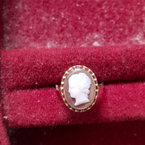 70 - Unmarked but tested 9 ct gold cameo ring size S 2.7 g