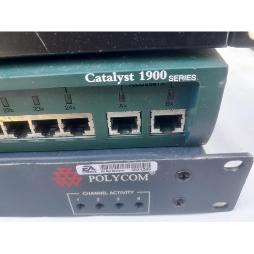 132 - US Robotics ethernet  24 port switch network, Catalyst 1900 Series junction switch, Polycom EF2241 m... 