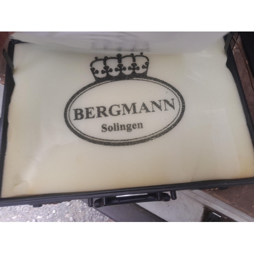 149 - New Old Stock carving set Bergmann of Soligen