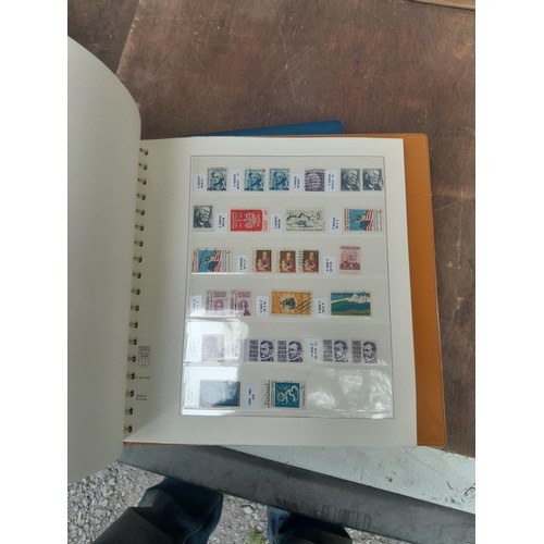 164 - Stamps : USA, 2 x Lindar albums containing 1900 -2000 collection, earlier used and later unmounted &... 