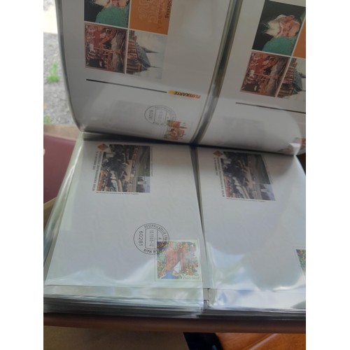 173 - Stamps : West German accumulation of First Day Covers in 13 binders