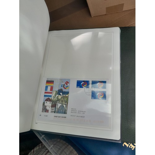 183 - Stamps : plastic storage box containing 7 x large albums Ka-Be , Lindner, odd collections but useful... 