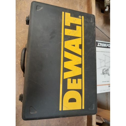 13 - Dewalt router in case of issue with instructions