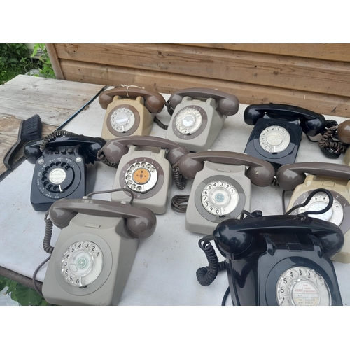 66 - Various vintage plastic telephone and  spares