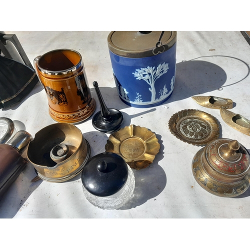 119 - Trench Art from World War I : Passchendaele commemorative ashtray set on used bullet feet, matchbox ... 