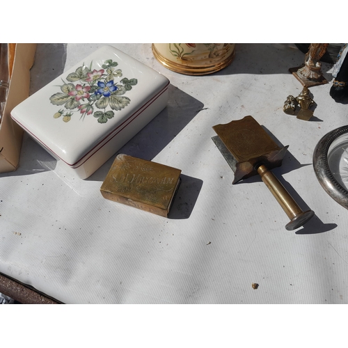 119 - Trench Art from World War I : Passchendaele commemorative ashtray set on used bullet feet, matchbox ... 