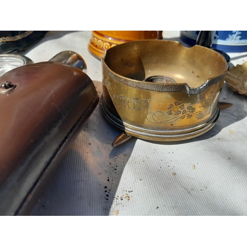 119 - Trench Art from World War I : Passchendaele commemorative ashtray set on used bullet feet, matchbox ... 