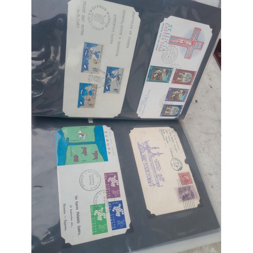 83 - 4 x folders of Stamp First Day Covers :folder of Channel Tunnel , others are multithematic