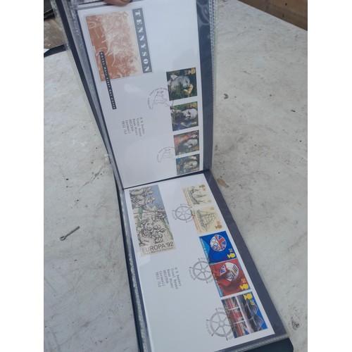 86 - Stamp First Day covers in folders, a multithematic collection