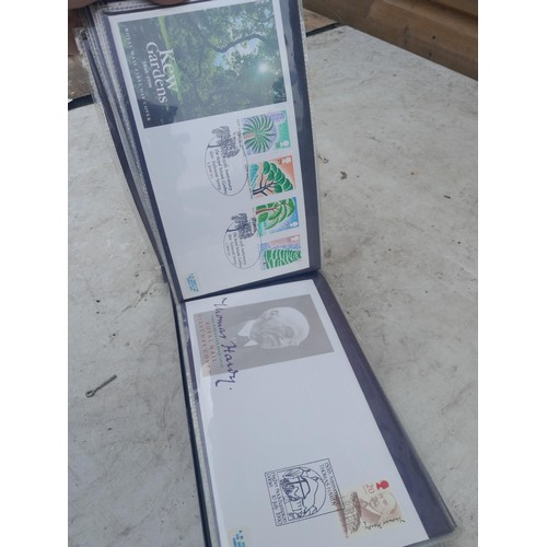 86 - Stamp First Day covers in folders, a multithematic collection