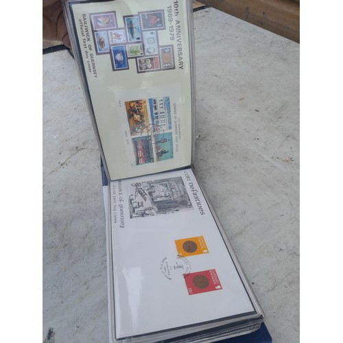 86 - Stamp First Day covers in folders, a multithematic collection