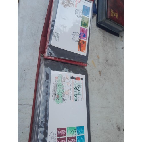 86 - Stamp First Day covers in folders, a multithematic collection