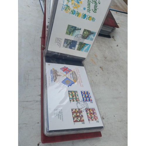 86 - Stamp First Day covers in folders, a multithematic collection