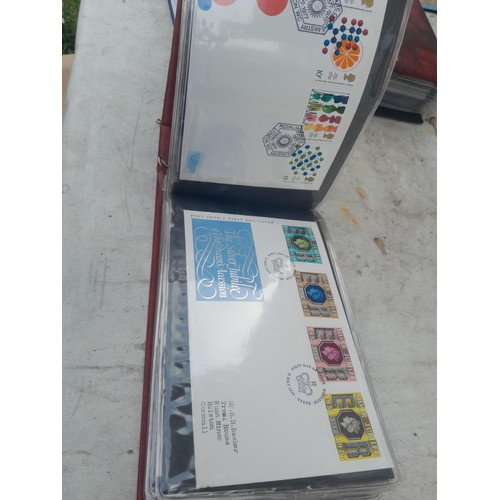 86 - Stamp First Day covers in folders, a multithematic collection