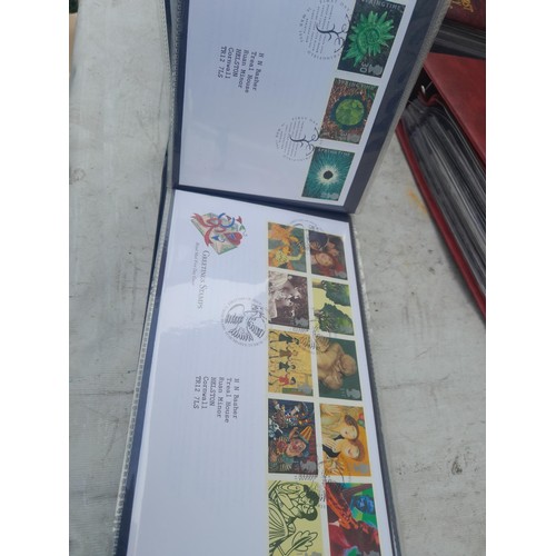 86 - Stamp First Day covers in folders, a multithematic collection