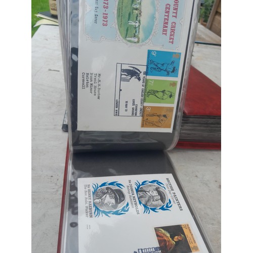 86 - Stamp First Day covers in folders, a multithematic collection