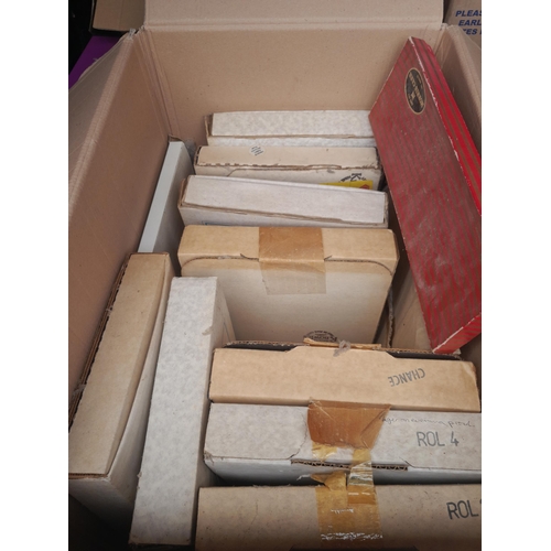 92 - Box of assorted collectors wall plates, advertising tins and related ephemera