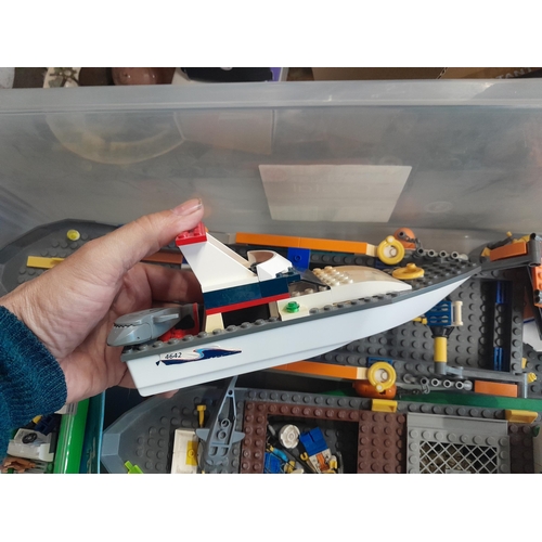 309 - Lego marine craft