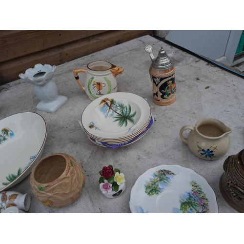 408 - Assorted decorative china and glassware : Davenport ironstone, Meakin, Royal Worcester and others