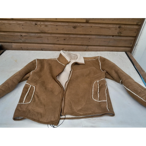 482 - Vintage suede coat Heritage of Scotland Medium