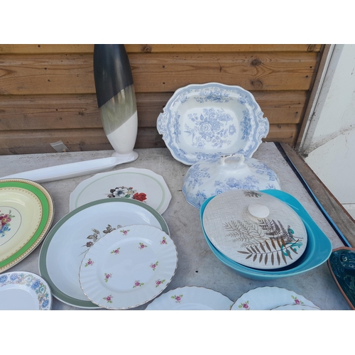 37 - Note multiple photographs : large array of decorative china, some with light chipping, blue and whit... 